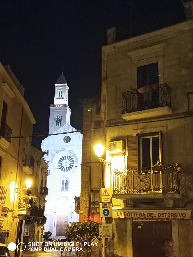 Il Pavone Bed and Breakfast Bari Exteriör bild