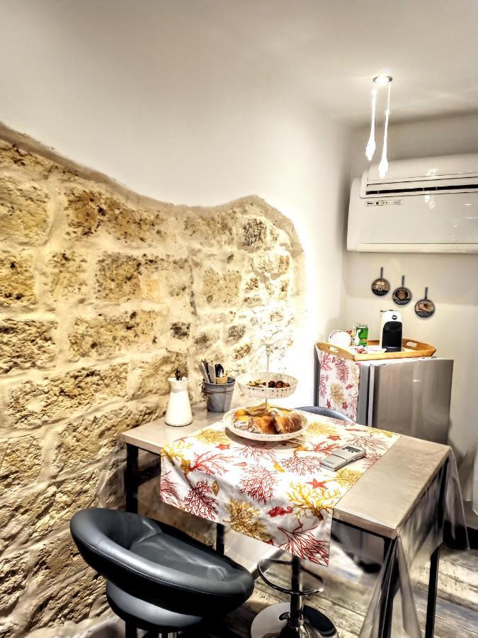 Il Pavone Bed and Breakfast Bari Exteriör bild