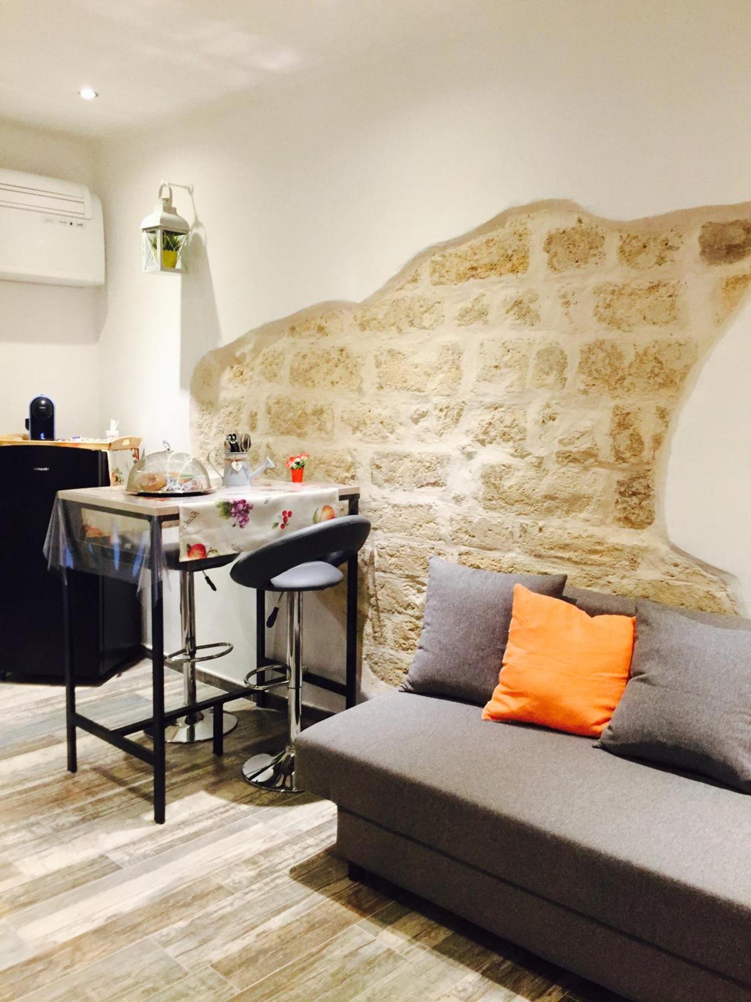 Il Pavone Bed and Breakfast Bari Exteriör bild